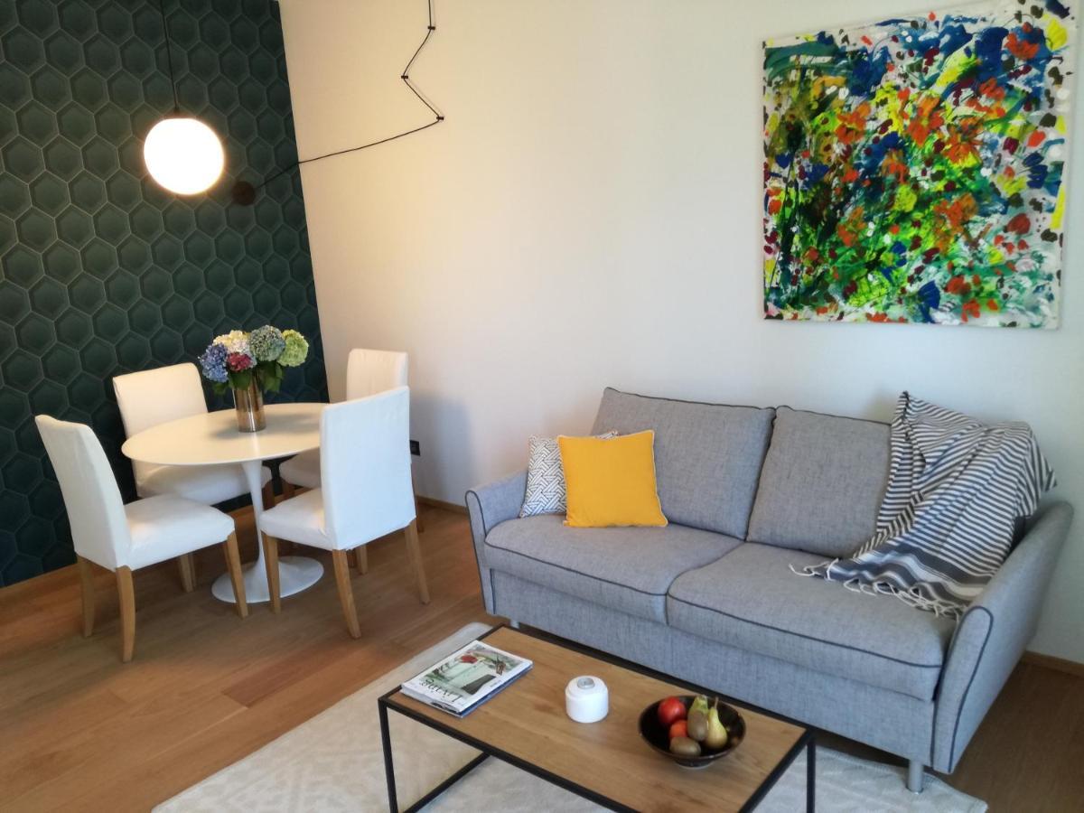 Suite 51 Appartamento Con Terrazzo A 50 Mt Dal Lago - Private Parking (Adults Only) Arona Extérieur photo