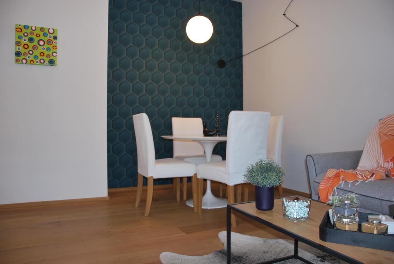 Suite 51 Appartamento Con Terrazzo A 50 Mt Dal Lago - Private Parking (Adults Only) Arona Extérieur photo