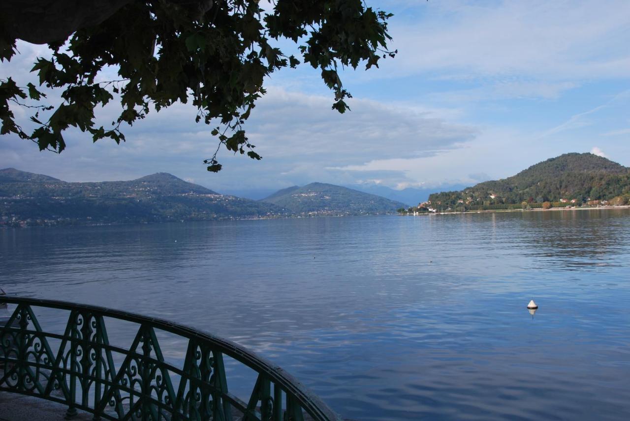 Suite 51 Appartamento Con Terrazzo A 50 Mt Dal Lago - Private Parking (Adults Only) Arona Extérieur photo
